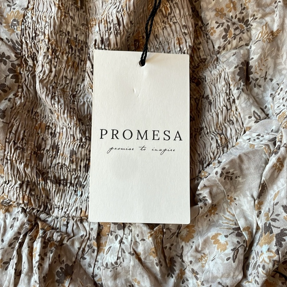BRAND NEW Promesa dress! - Picture 3 of 3